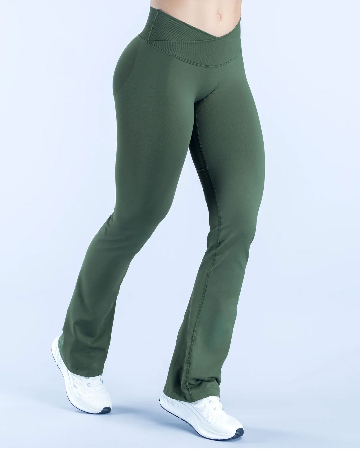 Stylish Minimalist And Form Fitting Yoga Pants For Women